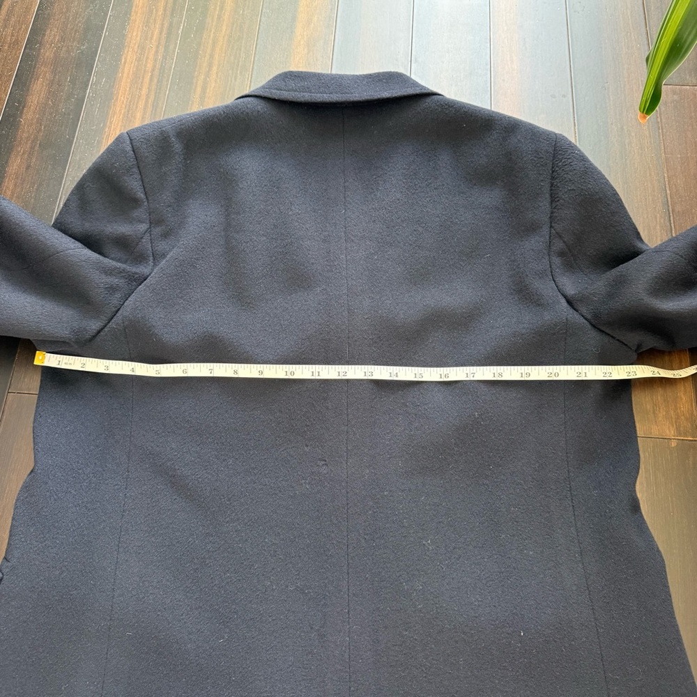 Vintage 100% Wool Long Black Overcoat – Warm & Classic 90’s - Picture 9 of 12